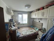 西大园标杆楼栋 小区有小广场,楼间距超大 两室两厅一卫