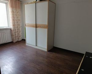 三楼两室水电双气拎包入住