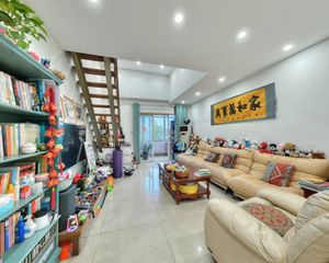 急售 价格有惊喜万科城市花园 4室2厅 东南 东北