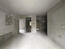 巴南区 中国铁建南国天骄二期 二房 63万