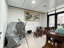 正龙公寓4房2厅简装70万