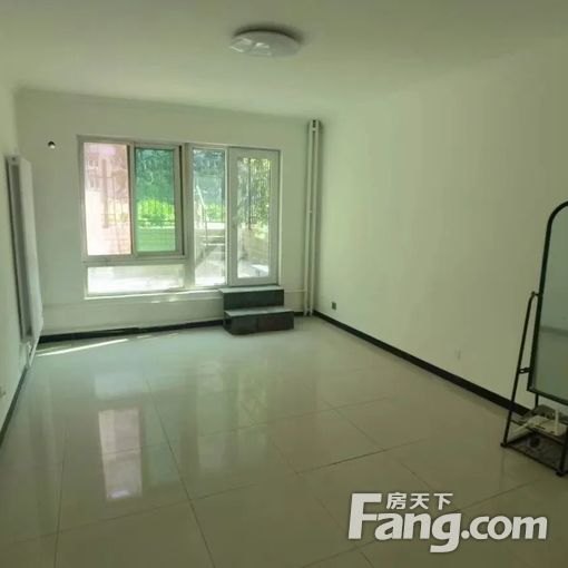  ���ͳǾ�װ����һ�� ���ݵײ�����¥ ����9200 