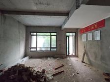 九龙坡联排 中建御湖壹号 五房 180万