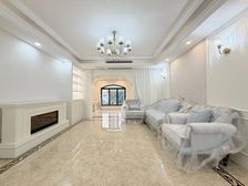 板式洋房 纯洋房小区法式装新全新 全屋地暖中央空调