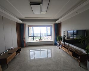 东方雍华府4室2厅2卫南朝向360.0万元/套出售