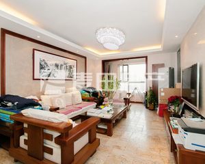 3室2厅远洋沁山水上品