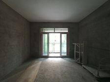 大学城 东方剑桥柔波里三房130万