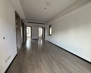 海映星洲北区3室2厅1卫南朝向126.0万元/套出售