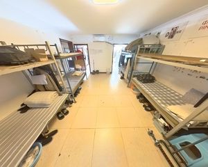 南北通透 车站中里 2室1厅