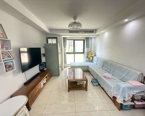 郡西花苑(格兰星辰)3室2厅1卫南朝向118.0万元/套出售