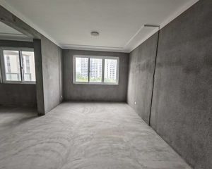 新兴岚湾小区2室2厅1卫南朝向90.0万元/套出售