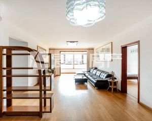 3室2厅华贸城8号院