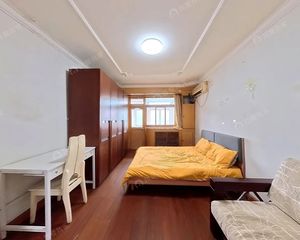 地铁14号线芳园里南北通透两居室满五年明厨明卫诚心出售