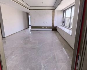 龙湖天玥4室2厅2卫南朝向369.0万元/套出售