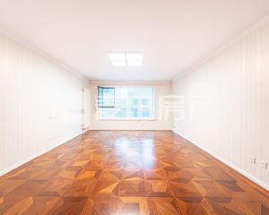 南北通透中海凯旋5室2厅精装修
