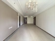 精装三房 提包入住 地铁站旁 恒大轨道时代一期