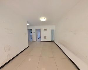 南北通透 新源时代 2室1厅