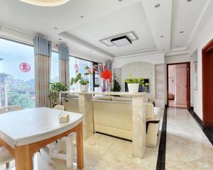 急售 价格有惊喜中粮锦云 3室1厅 东南