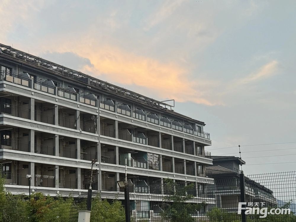 小区相关图
