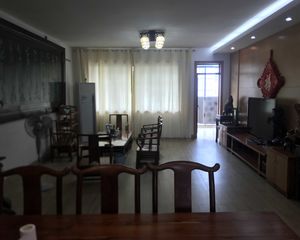 怡佳花园4房2厅186m2220万