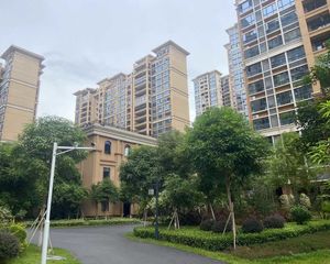 五象明珠近地铁口环境好