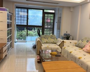 水岸枫情3室2厅1卫南朝向130.0万元/套出售