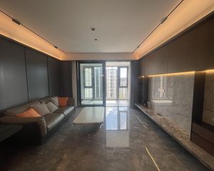 明湖悦府4室2厅2卫南朝向750.0万元/套出售