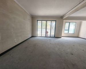 世茂中南璀璨云堤4室2厅4卫南朝向600.0万元/套出售