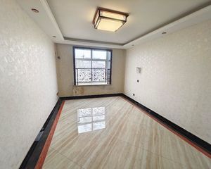 都市华庭 经典三居 诚心出售