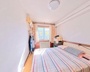 望京 花家地南里2室 南北通透 ,不临街,户型方正 采光好