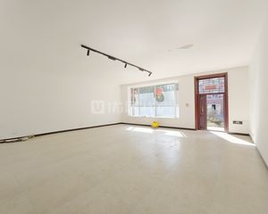 金桥三环内 景观花园联排别墅带大院总高2层