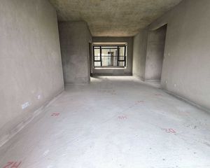 南宁北投荷院 4房2厅110万