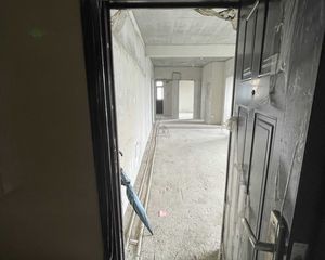 凯业花园二区3房2厅140万