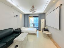 精装二房 提包入住 地铁站旁 位置好 协信公馆