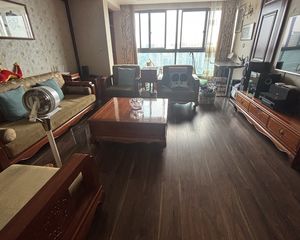嘉恒广场4室2厅2卫南朝向550.0万元/套出售