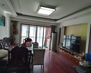 顺德华庭3室2厅2卫南朝向150.0万元/套出售
