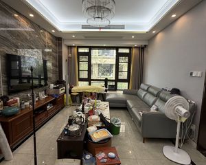恒厚东城阳光3室2厅2卫南朝向220.0万元/套出售