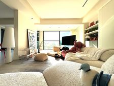 洋房跃层带花园 看江观渝中夜景 全新装修 全屋品牌家具家电