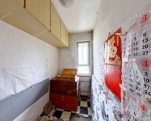 三元桥·曙光里·2室·1厅中间层 可做三居 临地铁10号线