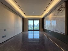 滨河鸣翠府4室2厅2卫南朝向400.0万元/套出售