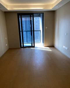 云潮中心3室2厅2卫南朝向235.0万元/套出售