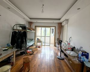 云龙嘉苑东区3室2厅2卫南朝向85.0万元/套出售