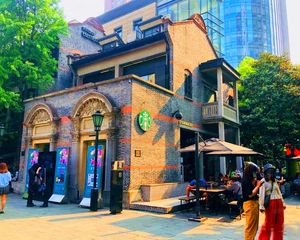 铺王(星巴克)十字路口大把角 25米展示面 稳定租户 全业态