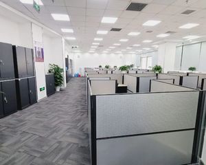 东四环 慈云寺 华业国际 半层面积 东西北朝向 诚意出售
