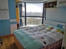 龙泽园东区 新城区叠墅定金已付 开发商急着吹首付 现在急售