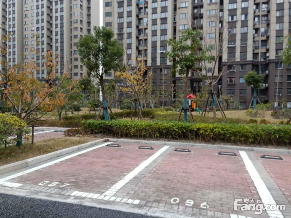 小区相关图