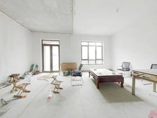 联排别墅,带俩车位免高税带前后院