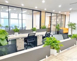 地铁口,物管6元,平,售1.2万,光华中心,珑熙中心等