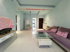 东方明珠 5楼 大套二 自住装修 保养好 带三个阳台