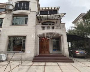 凤扬苑 双屏别墅 毛坯 全新未住 南向 位置安静 方便看房